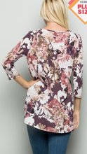 Load image into Gallery viewer, Floral Mauve Top with Front Knot, 3/4 Sleeves