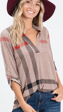 Load image into Gallery viewer, Mocha 3/4 Sleeve Plaid Print Top